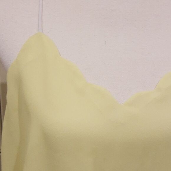 𝅺SWEET Wanderer Halter Tank Neon Yellow Size Large - Picture 4 of 10